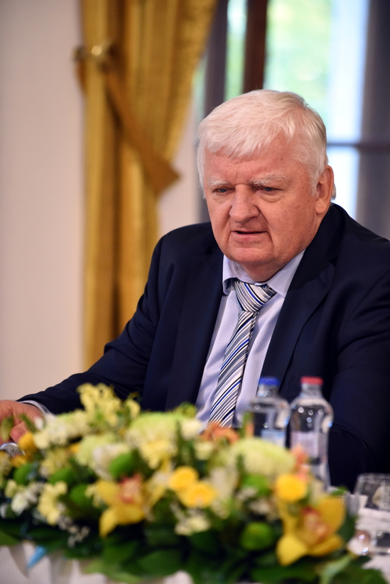 Vzkriesiteľ duchovného života a jeho harmonizácie na Považí Ing. A. Barcík